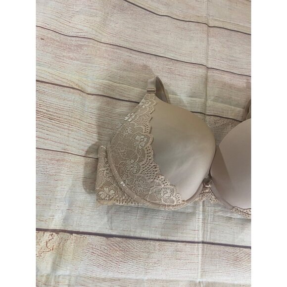 Torrid Curve Women's Beige Underwired Lightly Padded Bra - 44DD - Picture 2 of 13